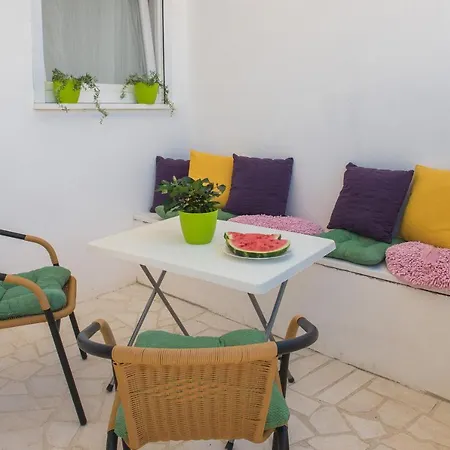 Stine * Donji Okrug (Ciovo)