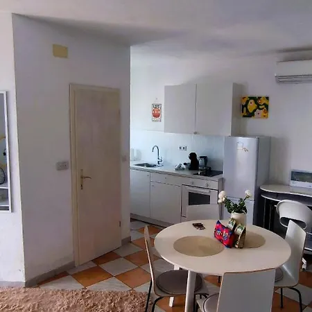 Stine Donji Okrug (Ciovo)